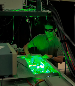 Quantum Photonics and Quantum Technology student Jesse Velasco